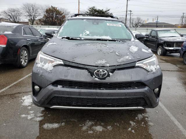 Photo 5 from auction – 2017 TOYOTA RAV4 SE with VIN JTMJFREV5HJ147254