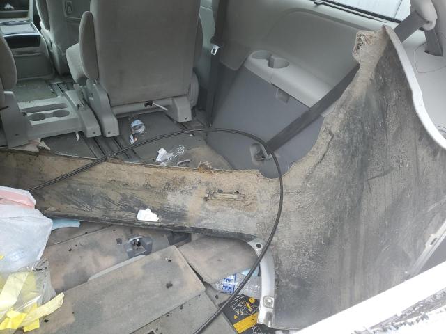 Photo 13 from auction – 2012 TOYOTA SIENNA LE with VIN 5TDKK3DC9CS259094
