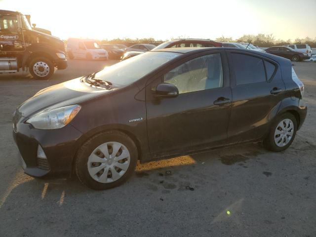 TOYOTA PRIUS C 2014 with VIN JTDKDTB36E1560936 - Photo from auction