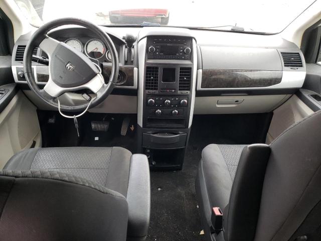 Photo 8 from auction – 2010 DODGE GRAND CARA with VIN 2D4RN5D17AR119098