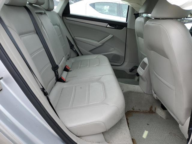 Photo 10 from auction – 2015 VOLKSWAGEN PASSAT S with VIN 1VWAS7A31FC118336