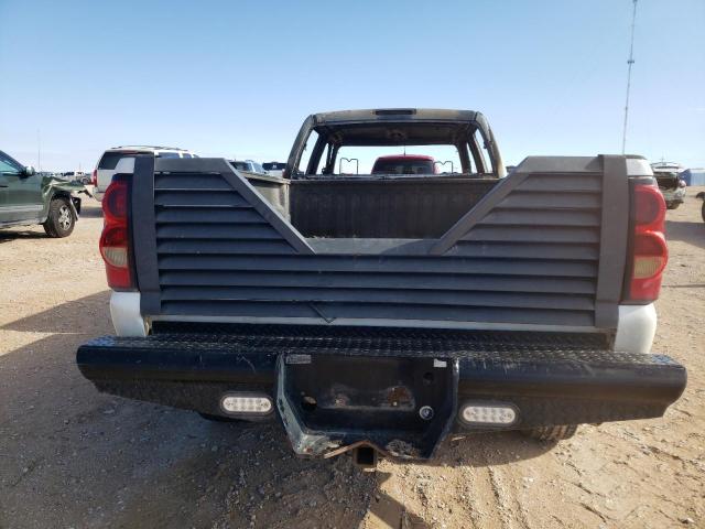 Photo 6 from auction – 2004 CHEVROLET SILVERADO with VIN 1GCHC23154F110071
