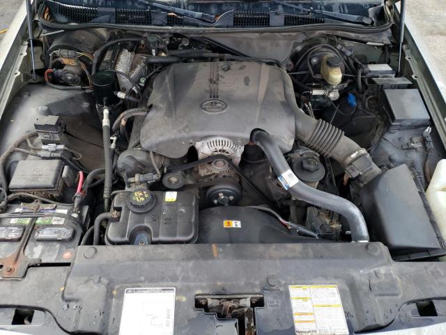 Photo 11 from auction – 2000 MERCURY GRAND MARQ with VIN 2MEFM75W6YX733038