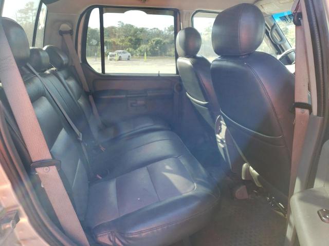 Photo 10 from auction – 2005 FORD EXPLORER S with VIN 1FMZU67K55UB77841