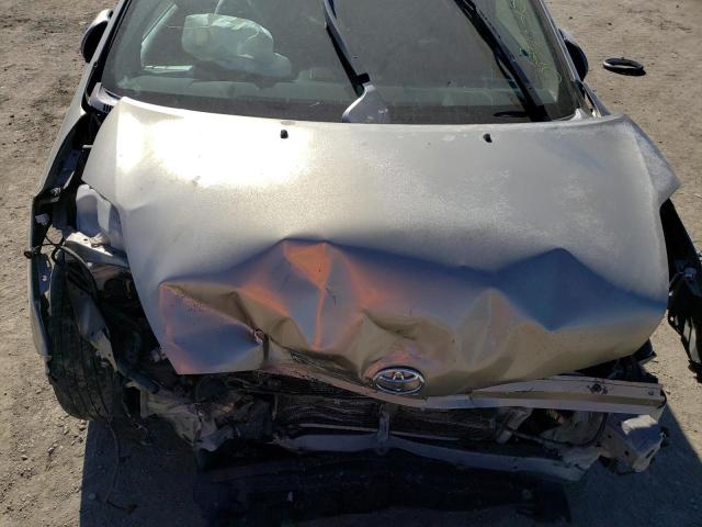 Photo 11 from auction – 2005 TOYOTA PRIUS with VIN JTDKB20U053057631