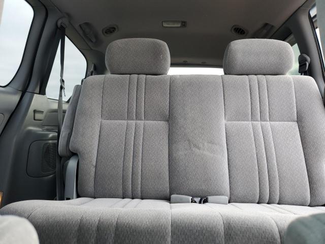 Photo 10 from auction – 2001 TOYOTA SIENNA CE with VIN 4T3ZF19C71U329199