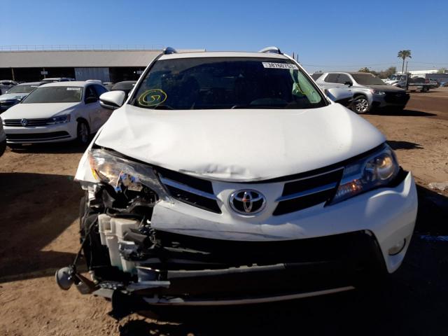 Photo 5 from auction – 2015 TOYOTA RAV4 XLE with VIN JTMRFREV0FJ047191