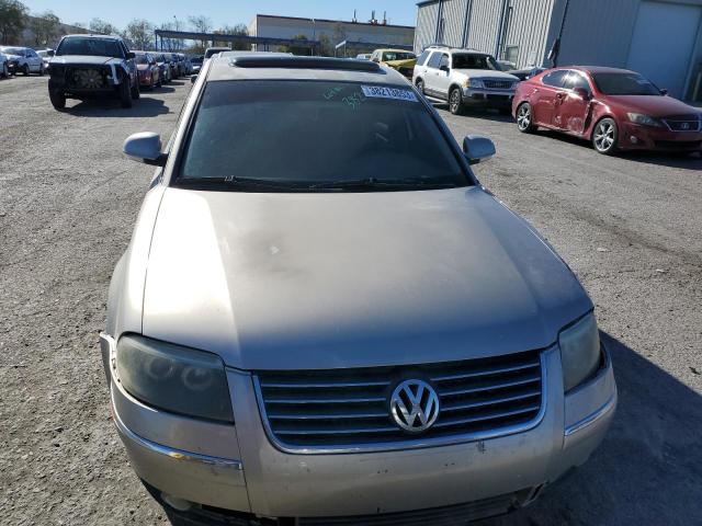 Photo 5 from auction – 2004 VOLKSWAGEN PASSAT GLS with VIN WVWPD63B54P242718