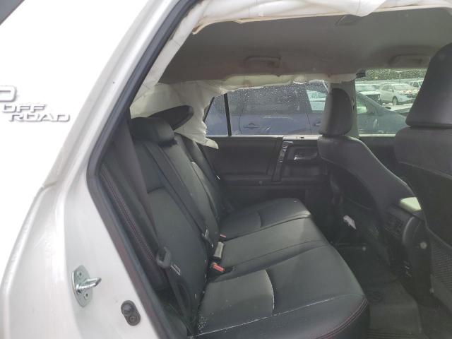 Photo 11 from auction – 2019 TOYOTA 4RUNNER SR with VIN JTEBU5JRXK5711486