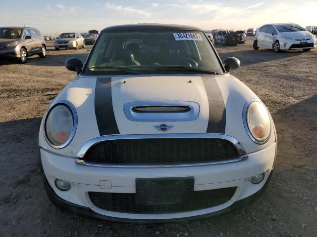 Photo 5 from auction – 2011 MINI COOPER S with VIN WMWSV3C54BTY10779