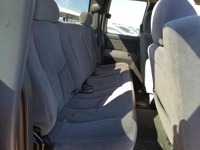 Photo 10 from auction – 2005 CHEVROLET SILVERADO with VIN 2GCEC19V151300448