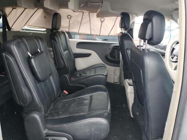 Photo 11 from auction – 2012 CHRYSLER TOWN & COU with VIN 2C4RC1BG0CR226483
