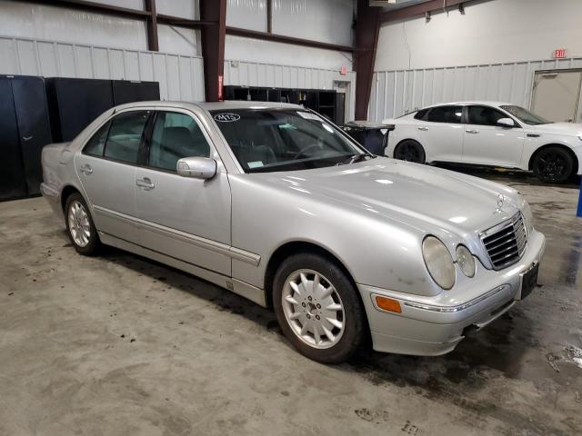 Zdjęcie 4 z aukcji – 2001 MERCEDES-BENZ E 320 z VIN WDBJF65J11B222882