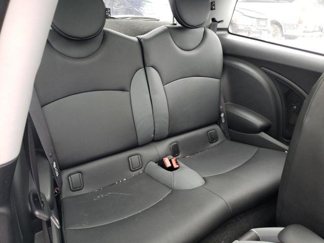 Photo 10 from auction – 2010 MINI COOPER with VIN WMWMF3C54ATZ62632