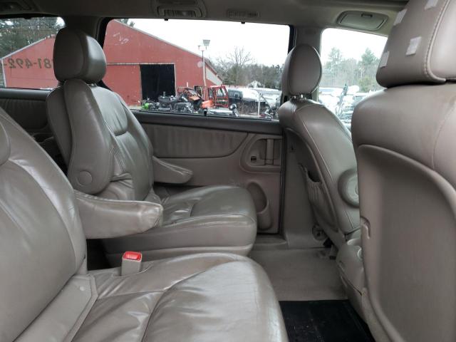 Photo 11 from auction – 2005 TOYOTA SIENNA XLE with VIN 5TDZA22C65S314635