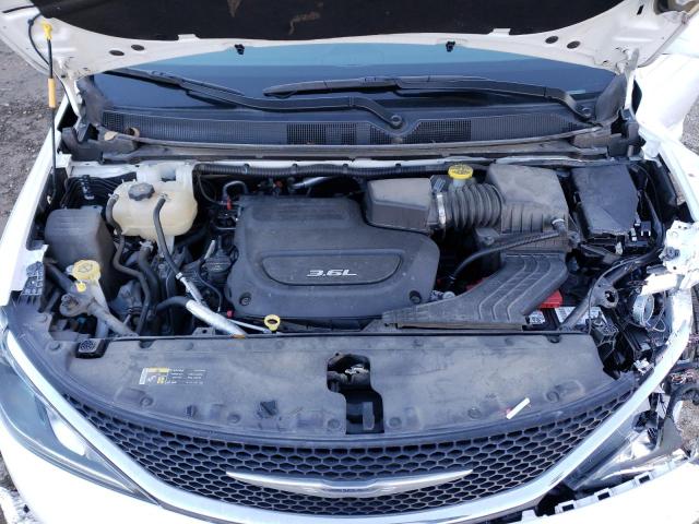 Photo 12 from auction – 2017 CHRYSLER PACIFICA T with VIN 2C4RC1EG2HR720895