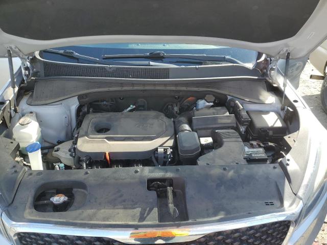 Photo 11 from auction – 2016 KIA SORENTO LX with VIN 5XYPG4A37GG025007