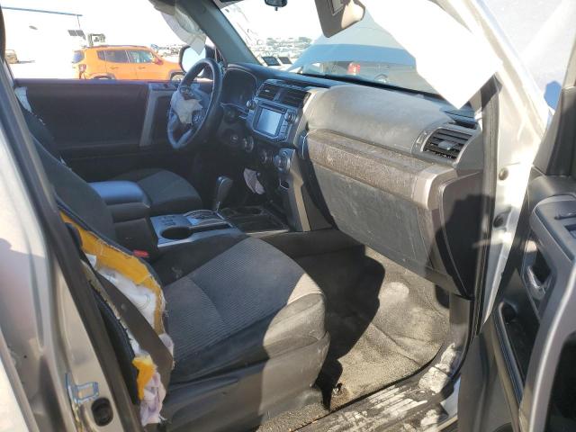 Photo 7 from auction – 2016 TOYOTA 4RUNNER SR with VIN JTEZU5JR3G5121796