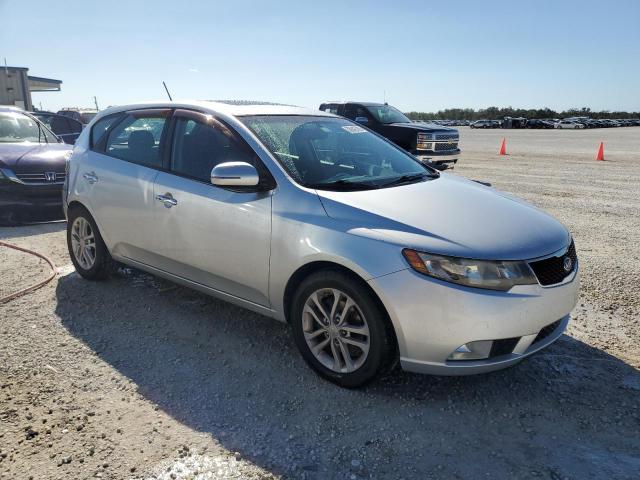 Zdjęcie 4 z aukcji – 2012 KIA FORTE EX z VIN KNAFU5A26C5503614