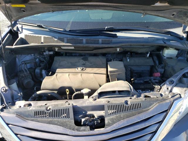 Photo 12 from auction – 2015 TOYOTA SIENNA LE with VIN 5TDKK3DC6FS689427