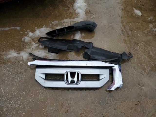 Photo 13 from auction – 2011 HONDA PILOT TOUR with VIN 5FNYF4H98BB067249