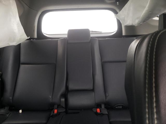 Photo 10 from auction – 2018 TOYOTA RAV4 LIMIT with VIN 2T3DFREV4JW759899