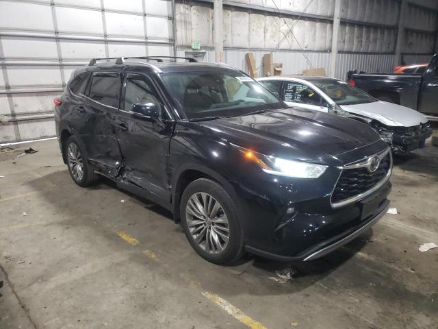 Photo 4 from auction – 2021 TOYOTA HIGHLANDER with VIN 5TDFZRBH1MS110257