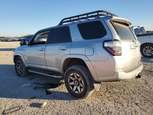 Photo 2 from auction – 2016 TOYOTA 4RUNNER SR with VIN JTEZU5JR3G5121796
