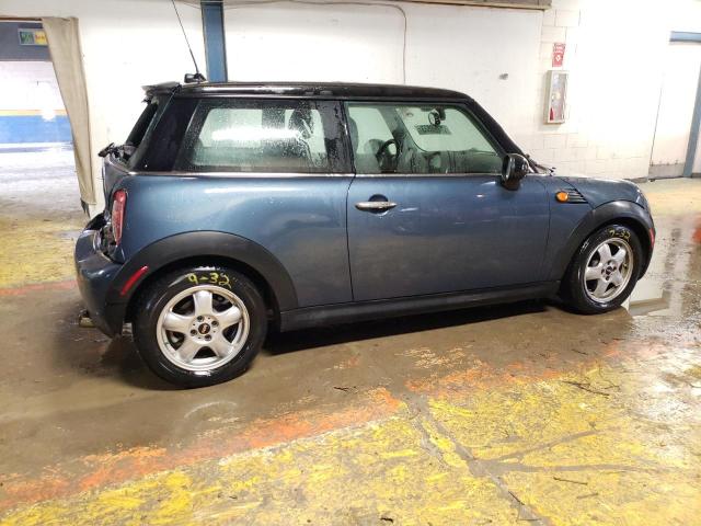 Photo 3 from auction – 2010 MINI COOPER with VIN WMWMF3C57ATZ66674