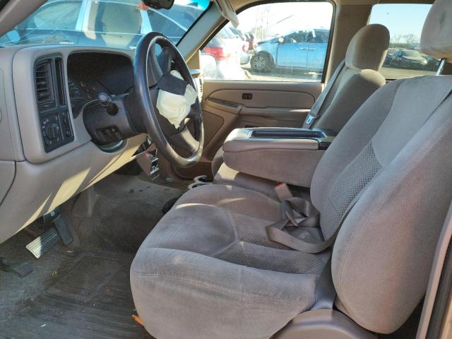 Photo 7 from auction – 2004 CHEVROLET SILVERADO with VIN 2GCEC19V441426009
