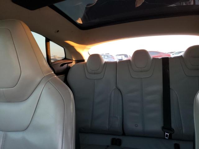 Photo 10 from auction – 2013 TESLA MODEL S with VIN 5YJSA1DN9DFP13505