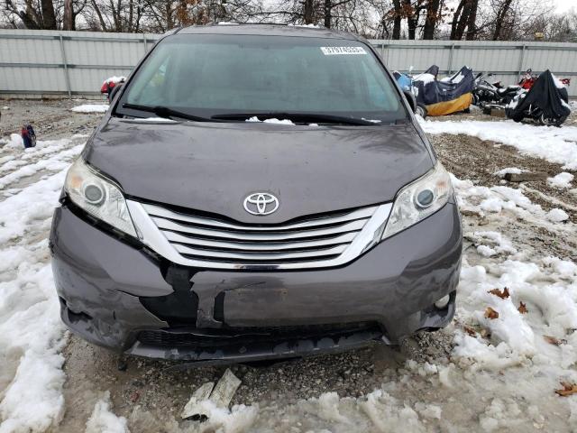 Photo 5 from auction – 2015 TOYOTA SIENNA XLE with VIN 5TDDK3DC9FS119804