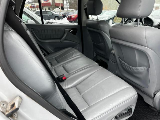 Photo 6 from auction – 2000 MERCEDES-BENZ ML 320 with VIN 4JGAB54E6YA205017
