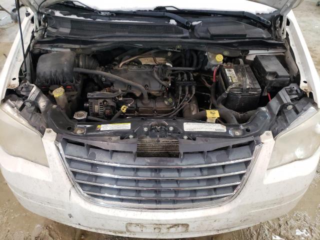 Photo 12 from auction – 2010 CHRYSLER TOWN & COU with VIN 2A4RR5D17AR432552