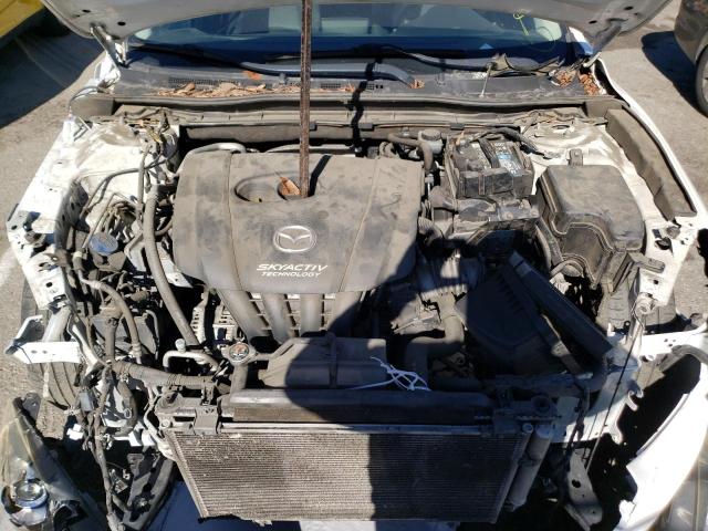 Photo 11 from auction – 2014 MAZDA 3 TOURING with VIN JM1BM1V72E1173674