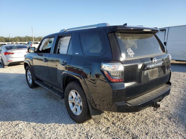 Photo 2 from auction – 2018 TOYOTA 4RUNNER SR with VIN JTEZU5JR3J5179799