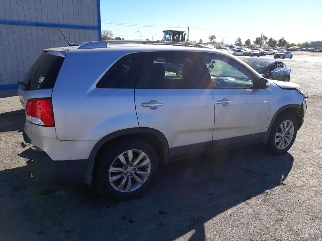 Photo 3 from auction – 2011 KIA SORENTO BA with VIN 5XYKT3A28BG170539