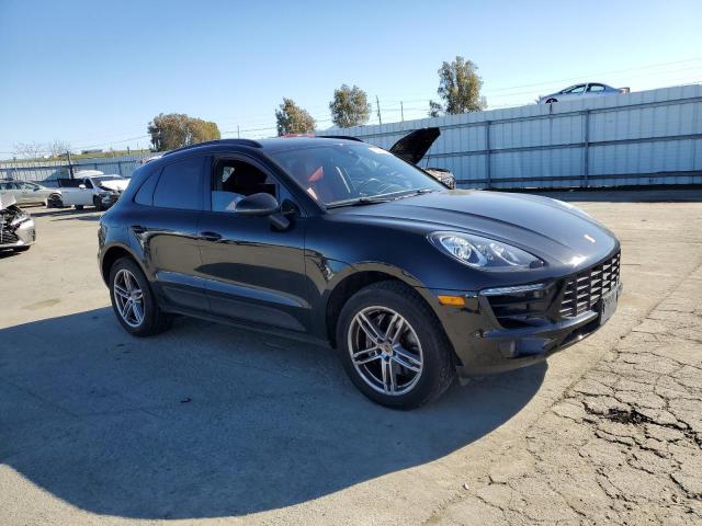 Photo 4 from auction – 2017 PORSCHE MACAN S with VIN WP1AB2A53HLB18444