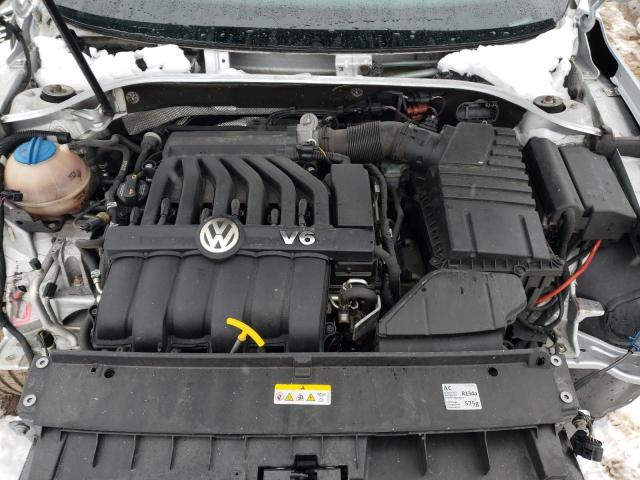 Photo 11 from auction – 2015 VOLKSWAGEN PASSAT SEL with VIN 1VWCM7A39FC066912