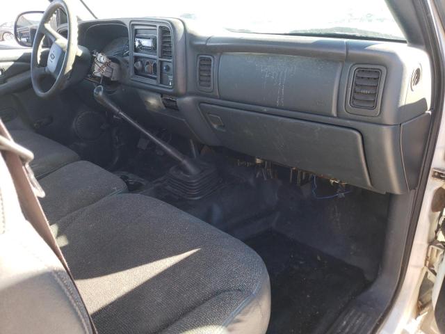 Photo 8 from auction – 2000 CHEVROLET SILVERADO with VIN 1GCEC14W1YZ182719
