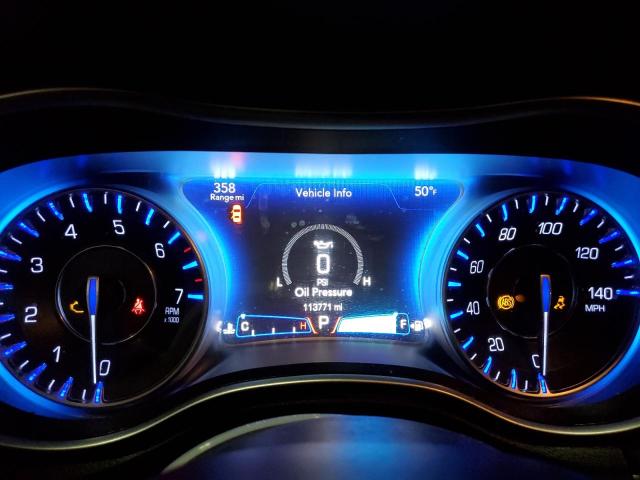 Photo 9 from auction – 2015 CHRYSLER 300 LIMITE with VIN 2C3CCAAG0FH921777