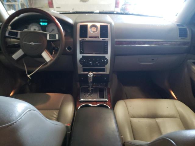 Photo 8 from auction – 2010 CHRYSLER 300 LIMITE with VIN 2C3CK3CV9AH211506