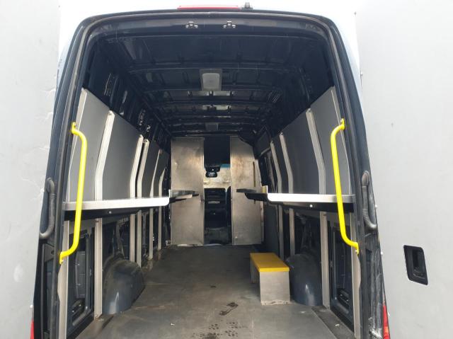 Photo 9 from auction – 2019 MERCEDES-BENZ SPRINTER 2 with VIN WD4PF1CD7KT007035