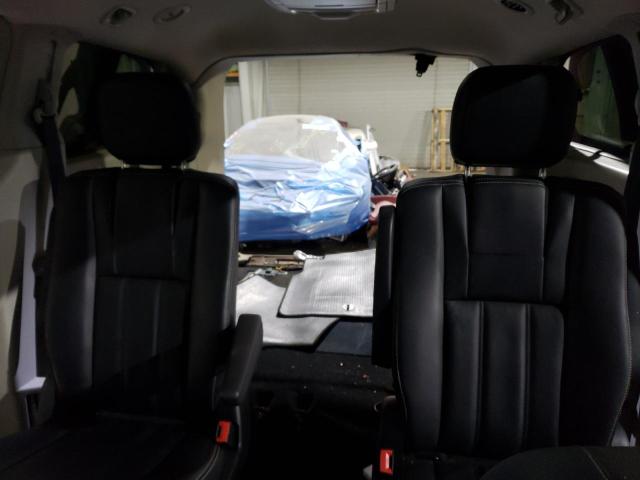 Photo 10 from auction – 2016 CHRYSLER TOWN & COU with VIN 2C4RC1BG5GR110590