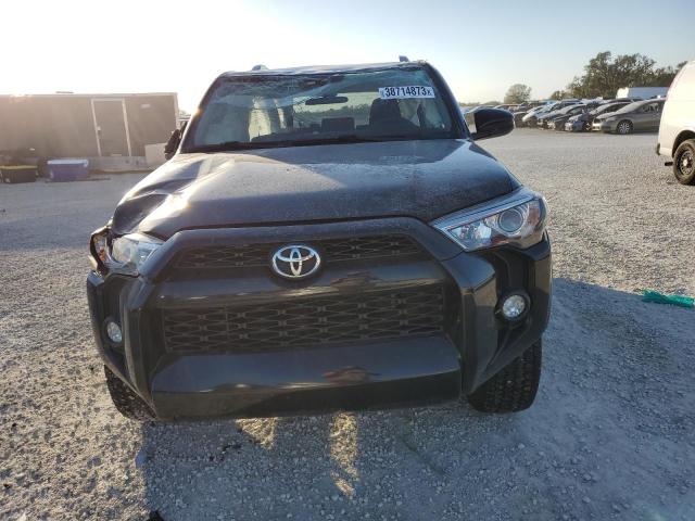 Photo 5 from auction – 2018 TOYOTA 4RUNNER SR with VIN JTEZU5JR3J5179799