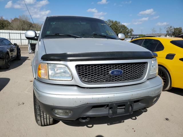 Photo 5 from auction – 2002 FORD F150 with VIN 2FTRF18W02CA70159