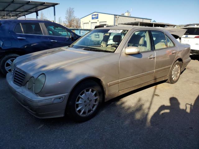 MERCEDES-BENZ E 320 2000 with VIN WDBJF65J1YB012180 - Photo from auction