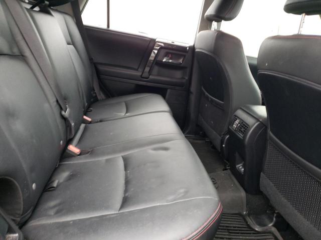 Photo 11 from auction – 2020 TOYOTA 4RUNNER SR with VIN JTEBU5JR2L5743785