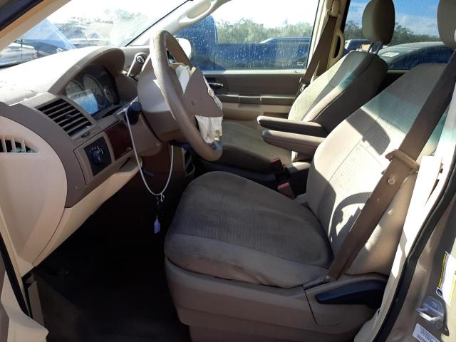 Photo 7 from auction – 2009 CHRYSLER TOWN & COU with VIN 2A8HR44E19R654314