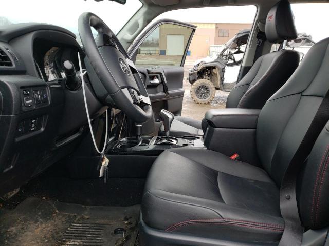 Photo 7 from auction – 2020 TOYOTA 4RUNNER SR with VIN JTEBU5JR2L5743785